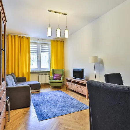 Rabsztynska 15 Metro Mlynow By Perfect * Warschau